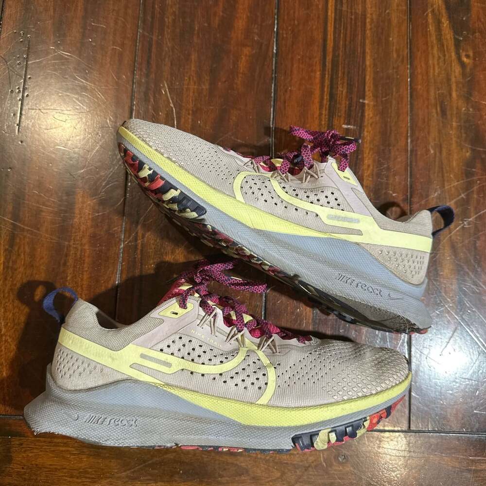 Nike Womens React Pegasus Trail 4 Running Shoes